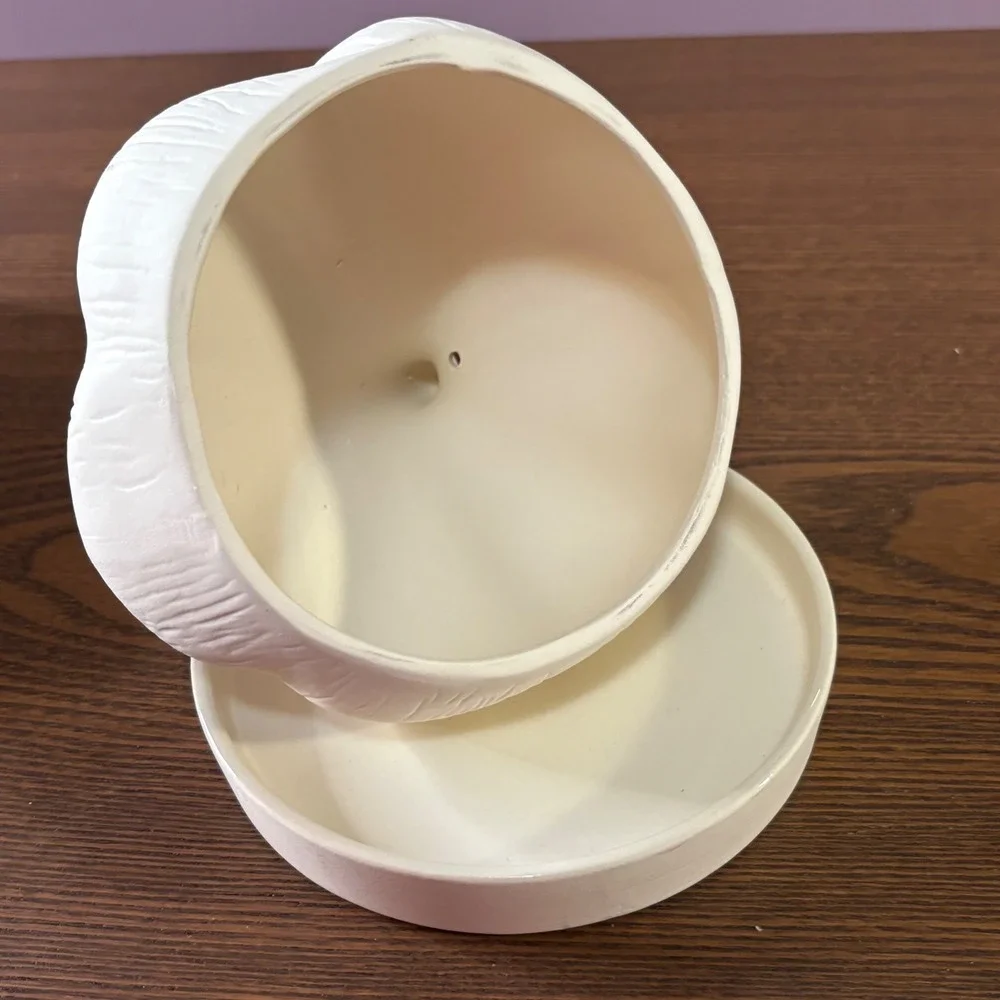 Ceramic Garlic Roaster Garlic‎ Shaped Tan New Excellent